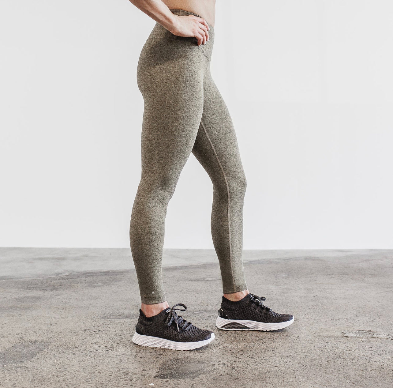 WOMEN'S NOBULL HIGH-RISE PLUSH HEATHER TIGHT 28"