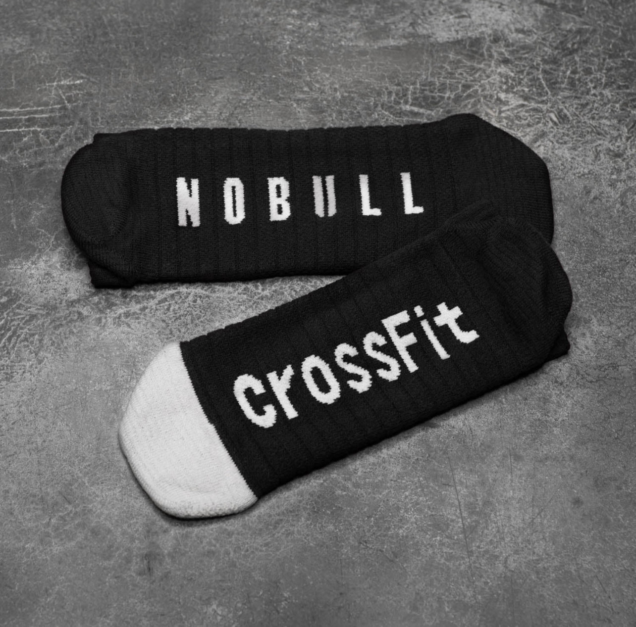 NOBULL LOW SOCKS